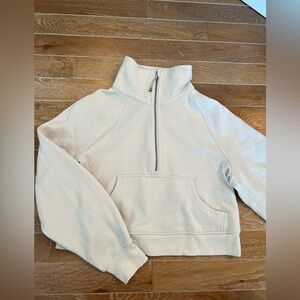 Lululemon Quarter Zip cropped pullover